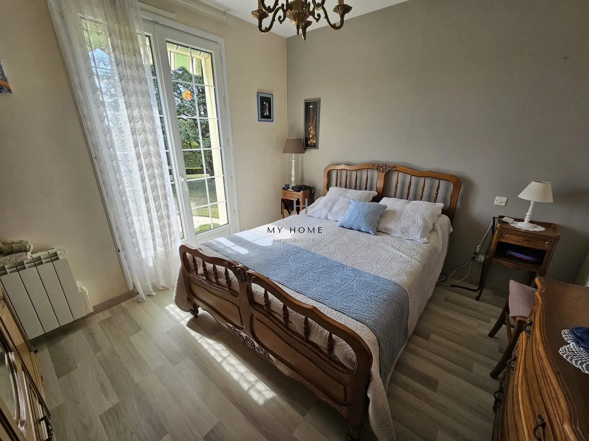 Maison spacieuse avec sous-sol et terrain arboré entre Alençon et Mamers 