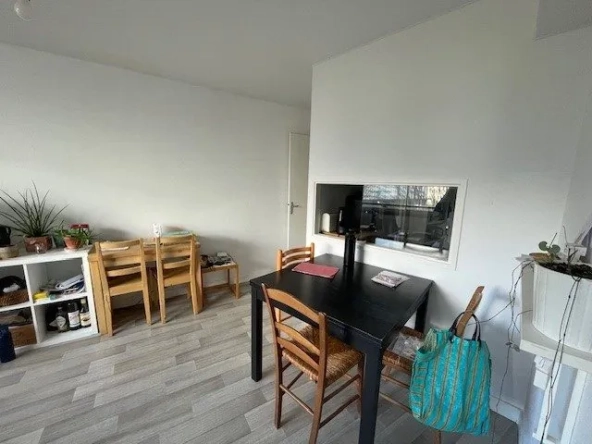 Appartement T2 à vendre à Rennes avec garage, cave et vue agréable