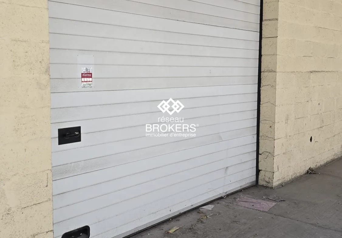 Local d'activité en copropriété de 138 m² avec accès camion à Neuilly-en-Thelle 
