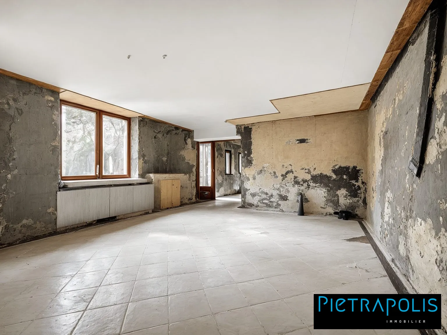 Maison de village à rénover à Saint-Laurent-d'Agny - Centre village 