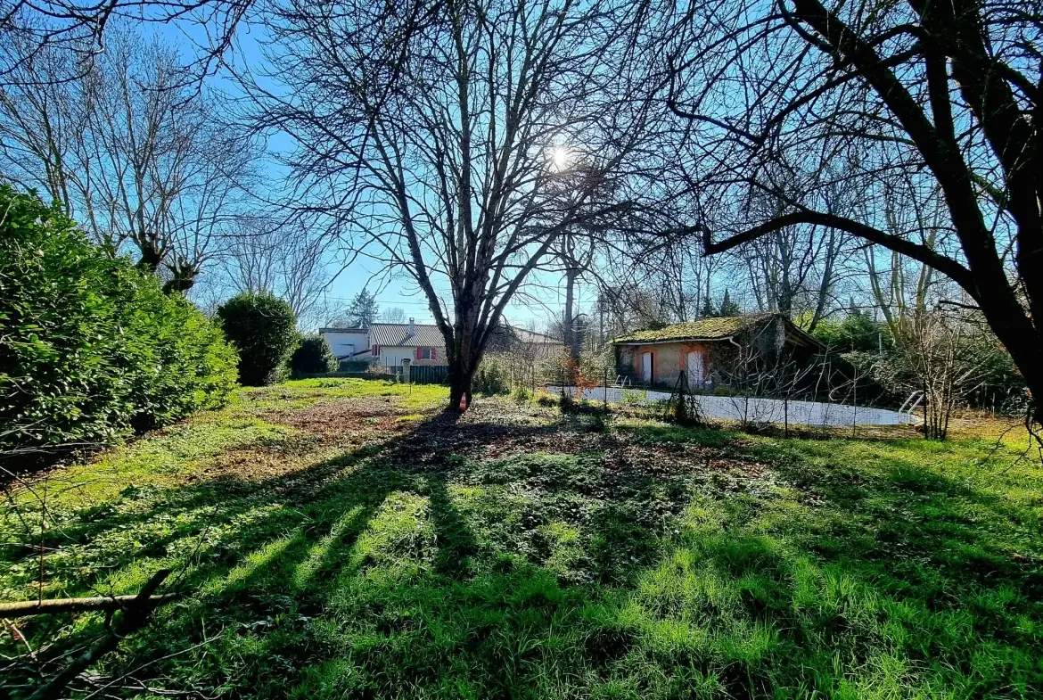Terrain à vendre à Menville - Construction dans un cadre calme et verdoyant 