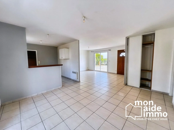 Maison plain-pied 3 chambres avec garage et jardin à Montagne
