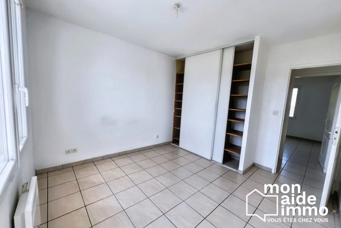 Maison plain-pied 3 chambres avec garage et jardin à Montagne 