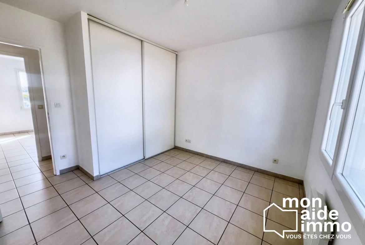Maison plain-pied 3 chambres avec garage et jardin à Montagne 