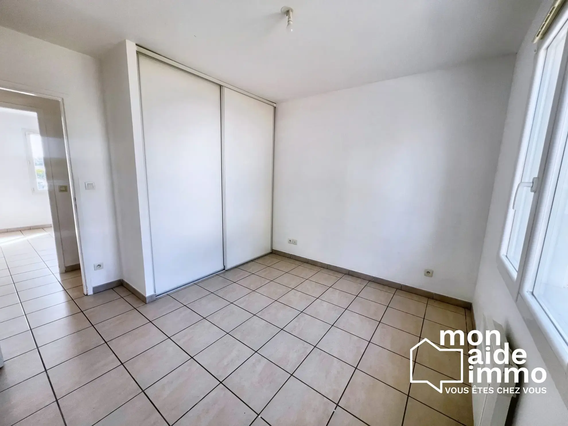 Maison plain-pied 3 chambres avec garage et jardin à Montagne 