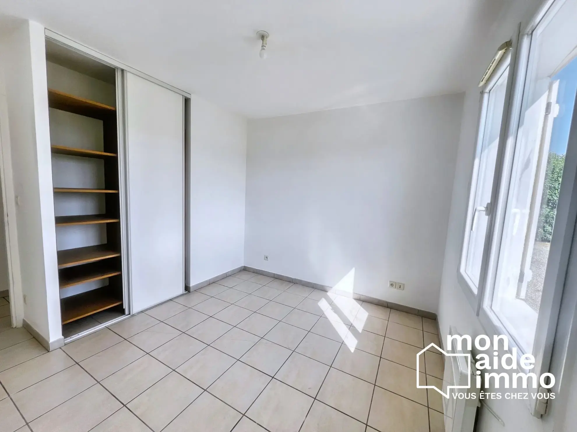 Maison plain-pied 3 chambres avec garage et jardin à Montagne 