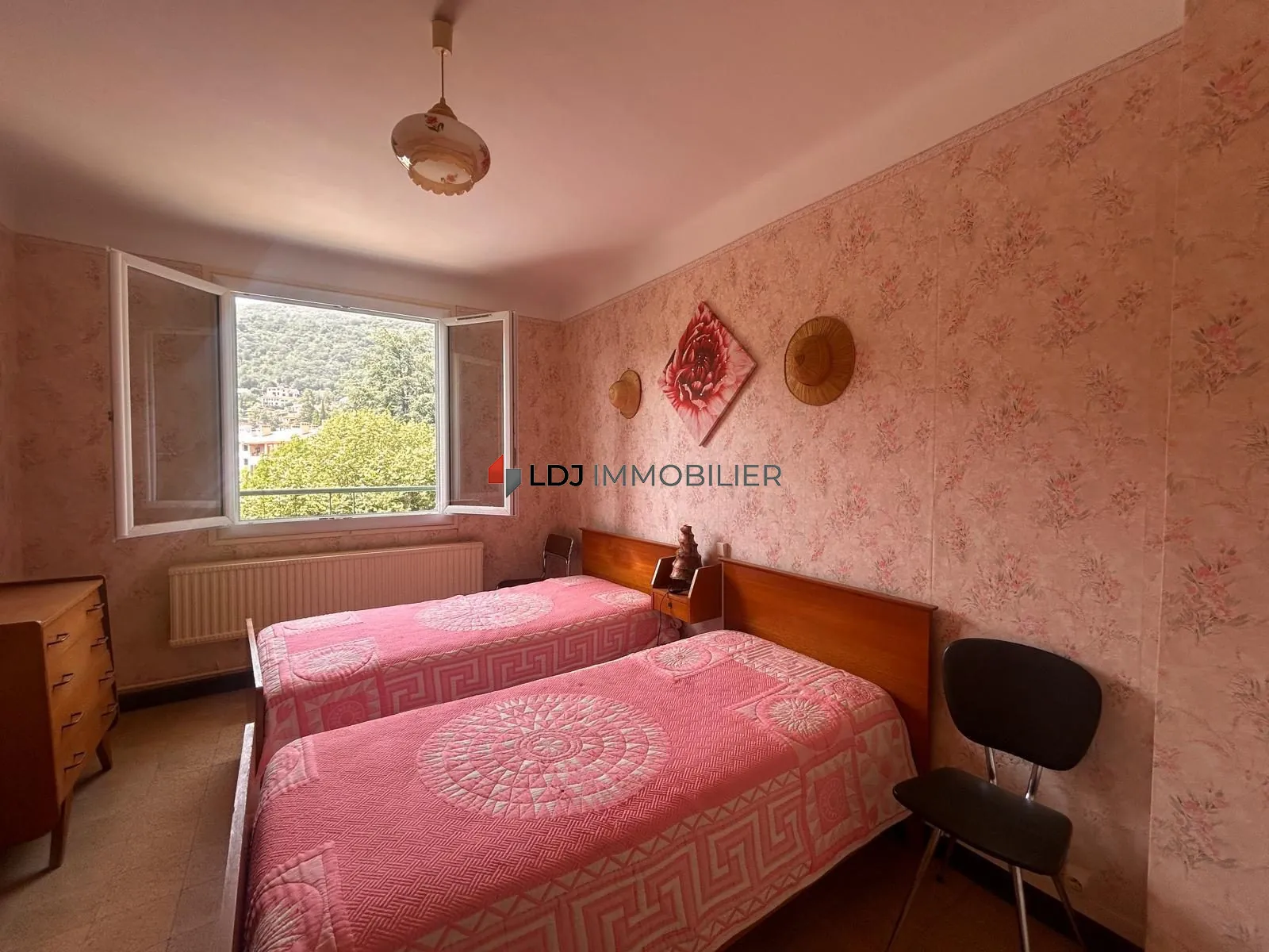 Appartement T2 meublé avec vue dégagée et balcon à Amélie-les-Bains-Palalda 