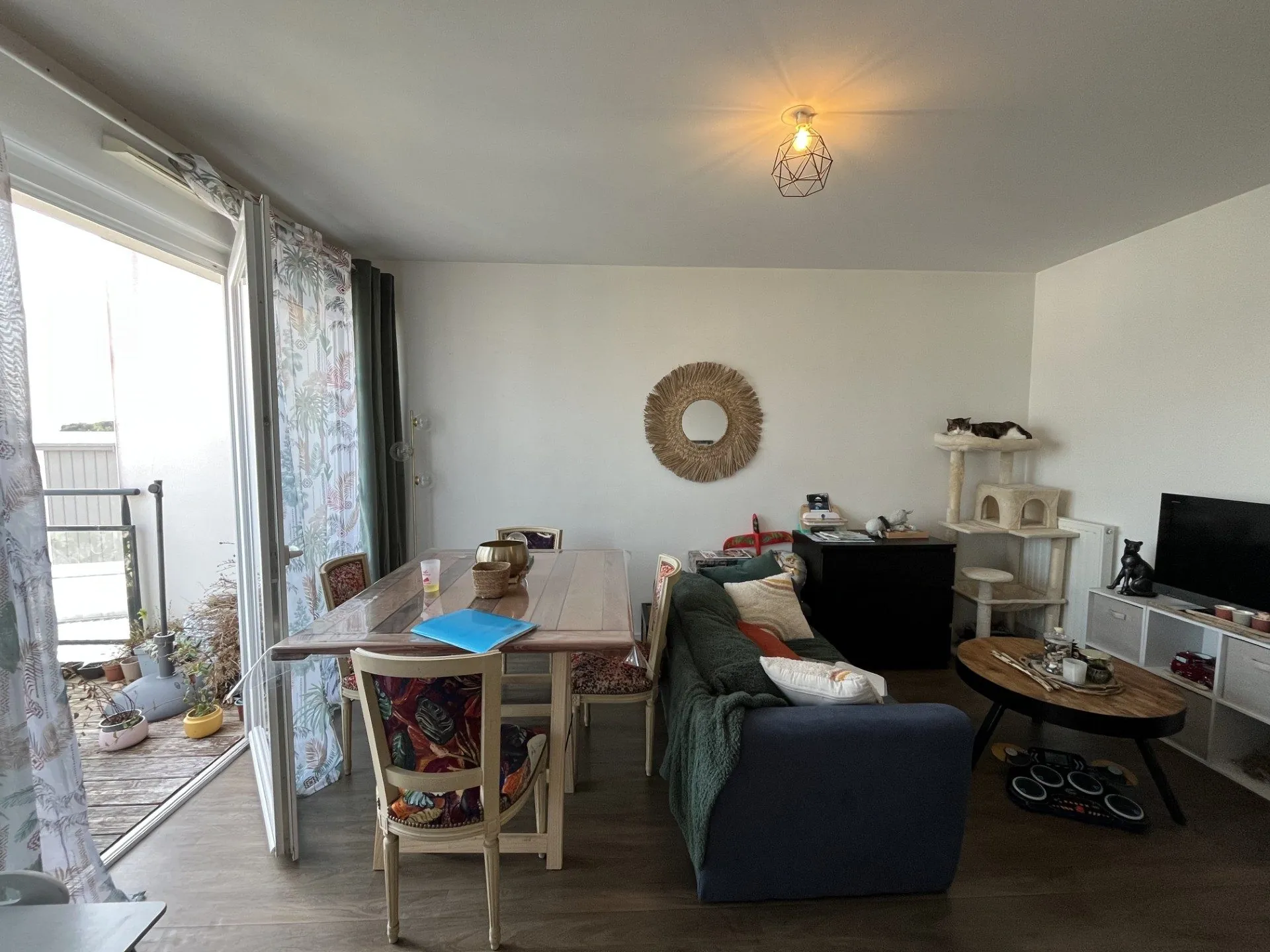 Appartement T3 avec terrasse et parking à Le Relecq-Kerhuon, proche plage 