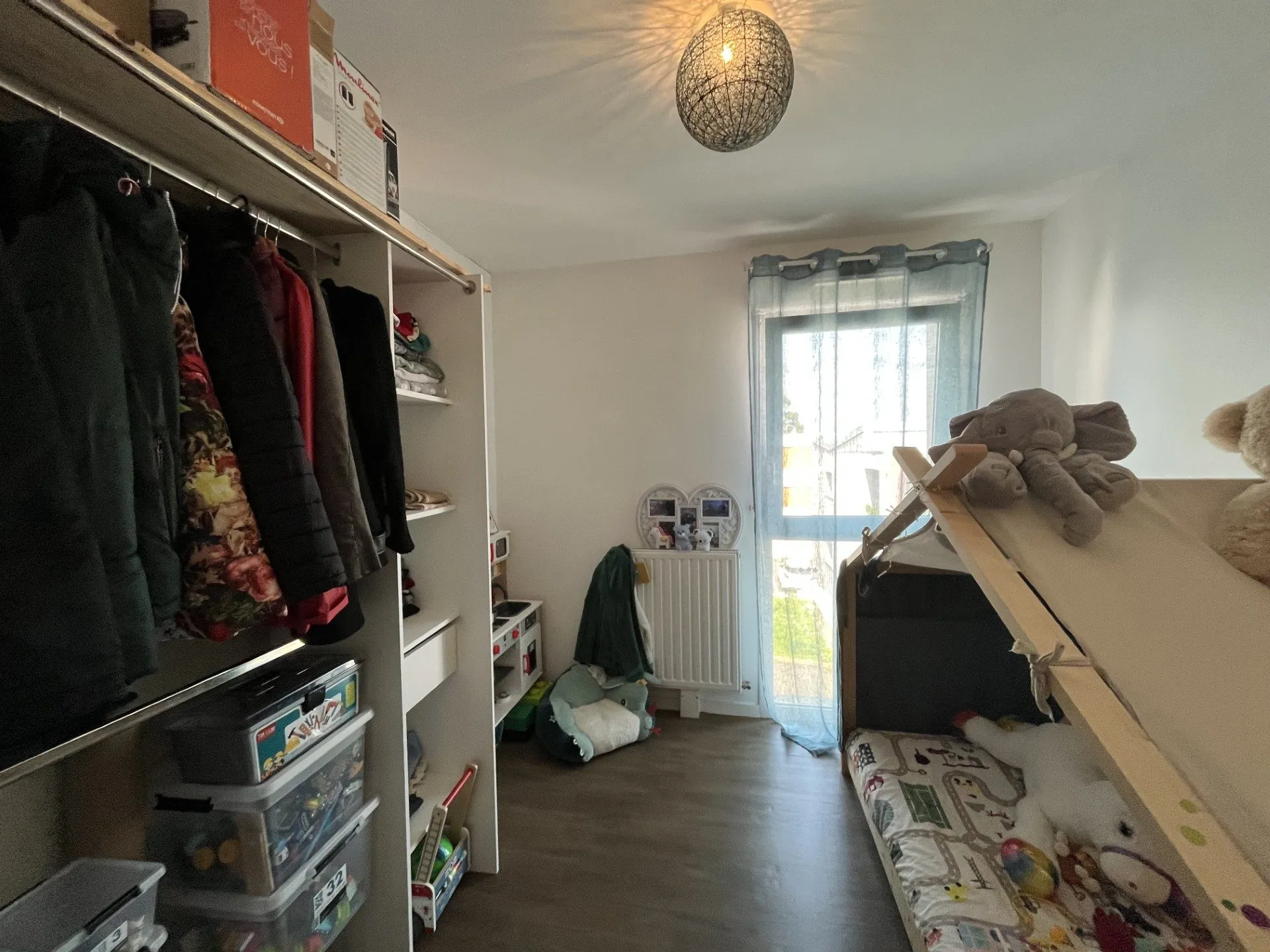 Appartement T3 avec terrasse et parking à Le Relecq-Kerhuon, proche plage 