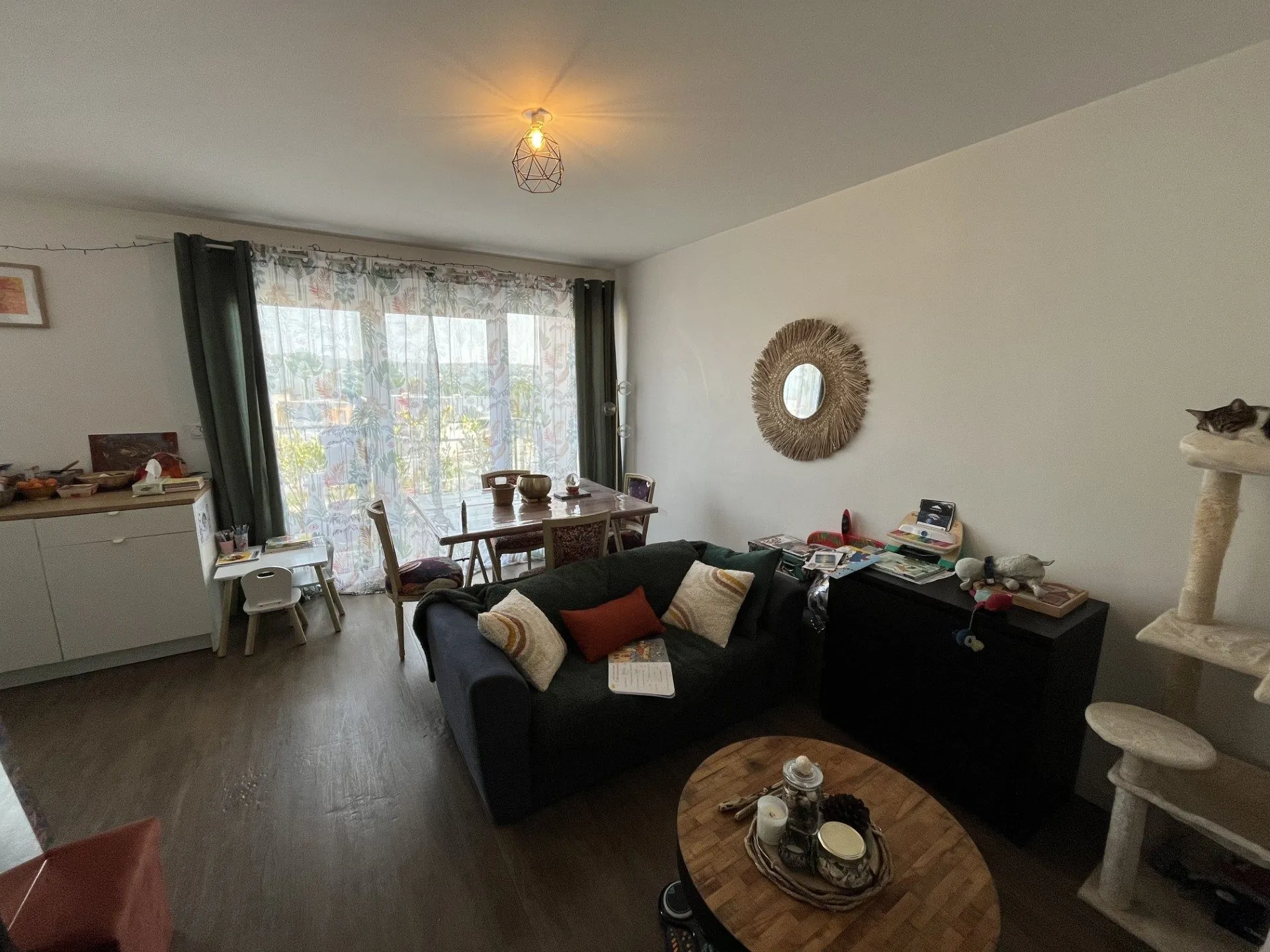 Appartement T3 avec terrasse et parking à Le Relecq-Kerhuon, proche plage 