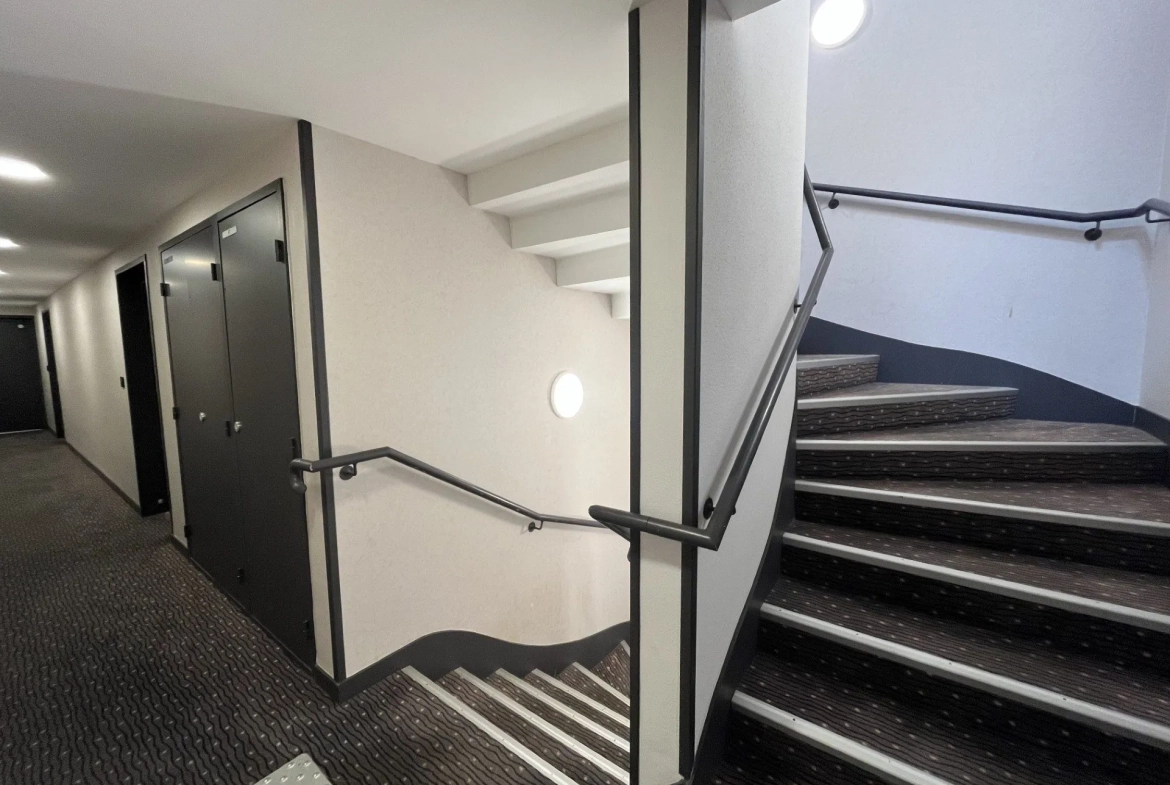Appartement T3 avec terrasse et parking à Le Relecq-Kerhuon, proche plage 