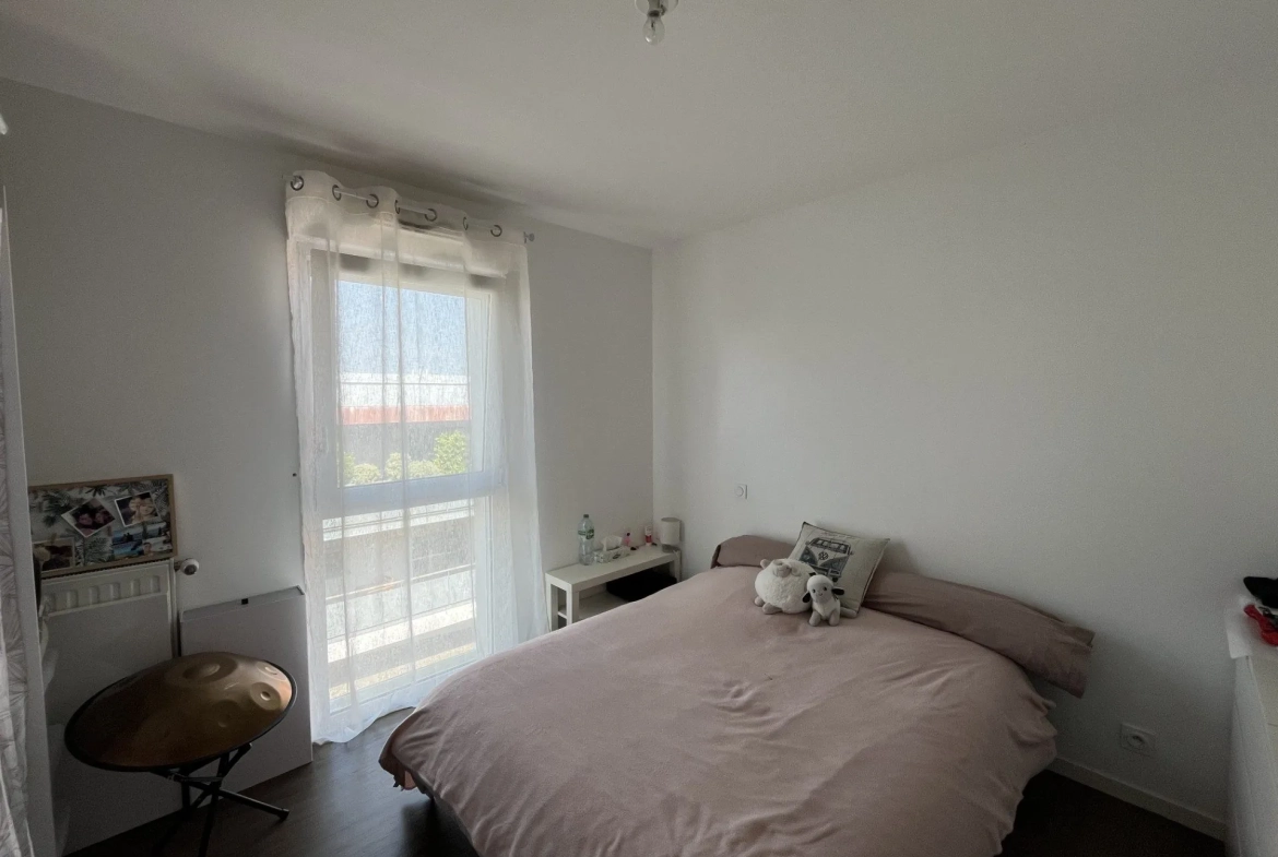 Appartement T3 avec terrasse et parking à Le Relecq-Kerhuon, proche plage 