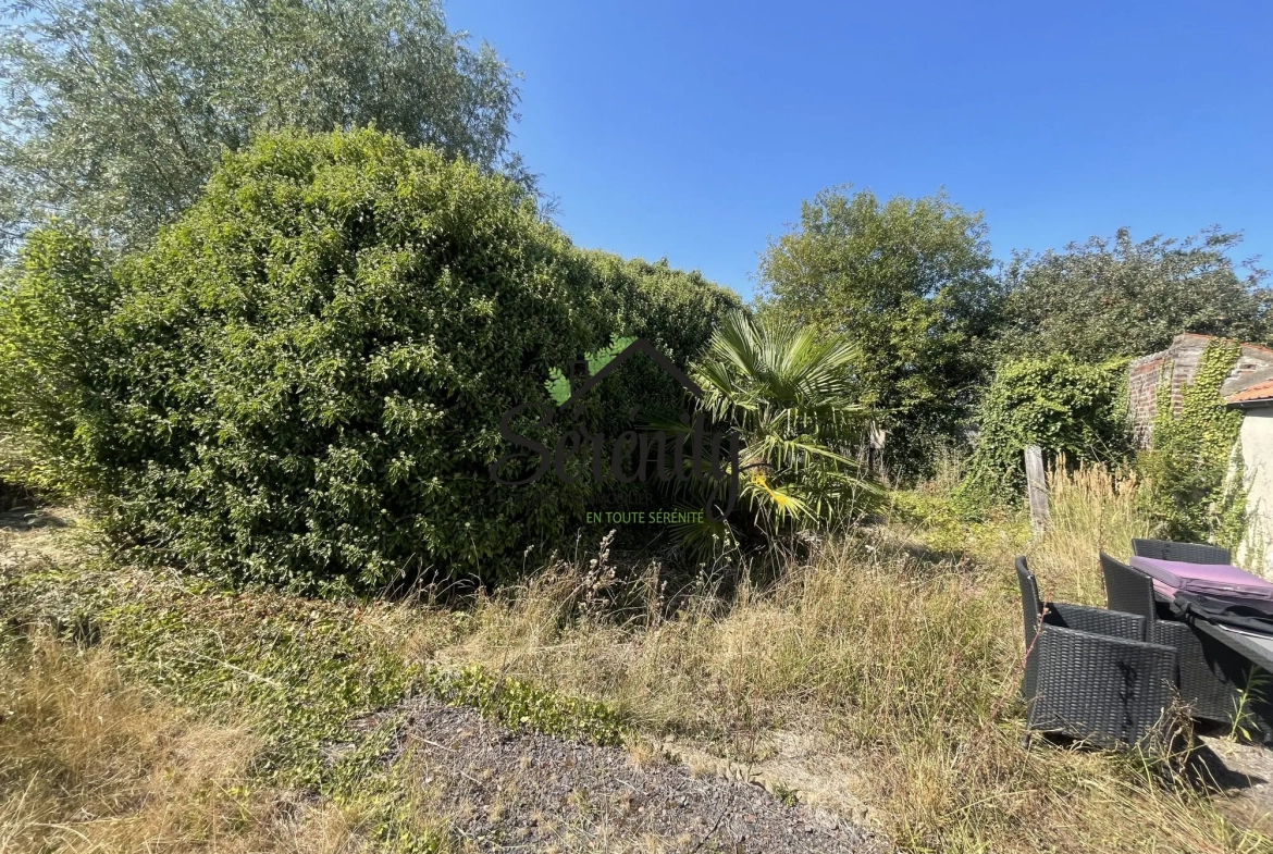 Terrain constructible de 800 m² à Carvin, proche Lille 