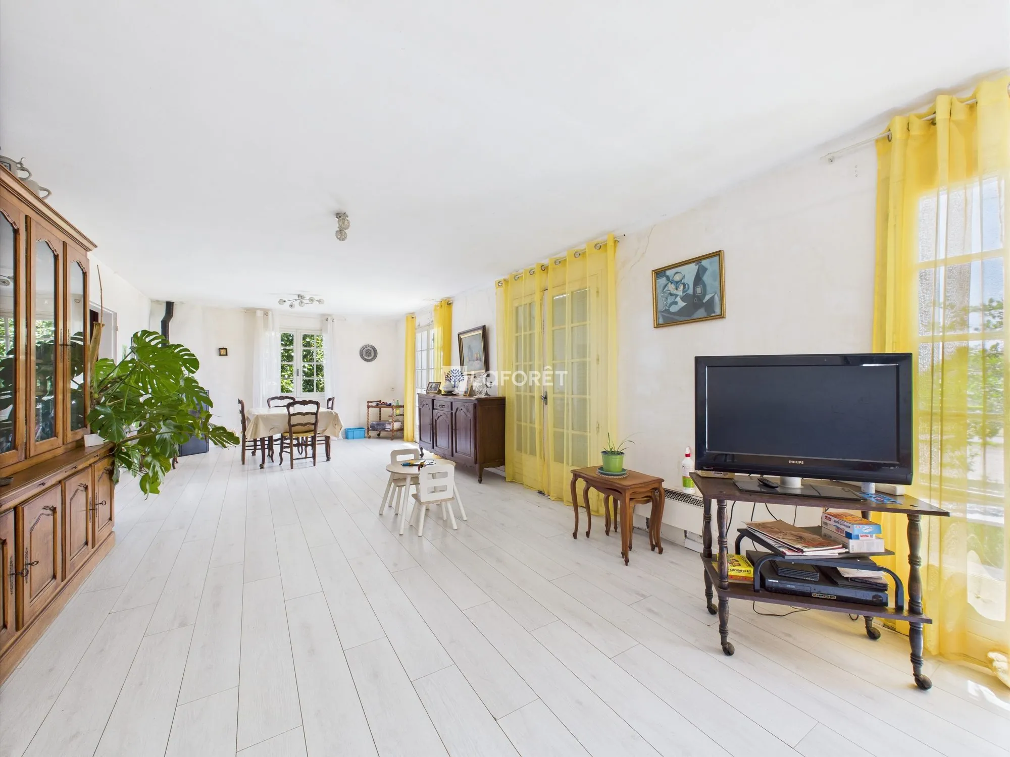 Charmante maison à rénover à Scaer, proche des commodités 