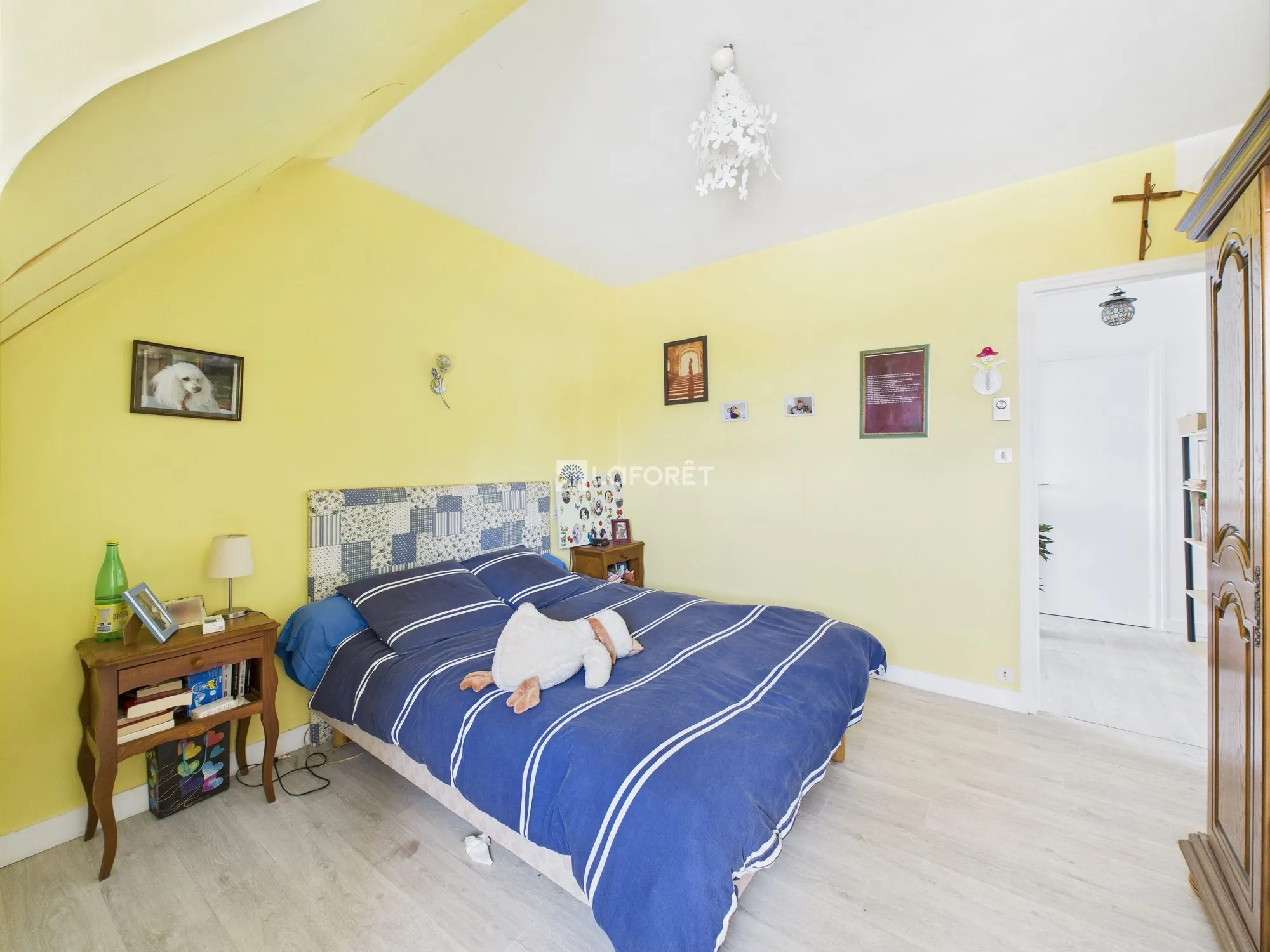 Charmante maison à rénover à Scaer, proche des commodités 