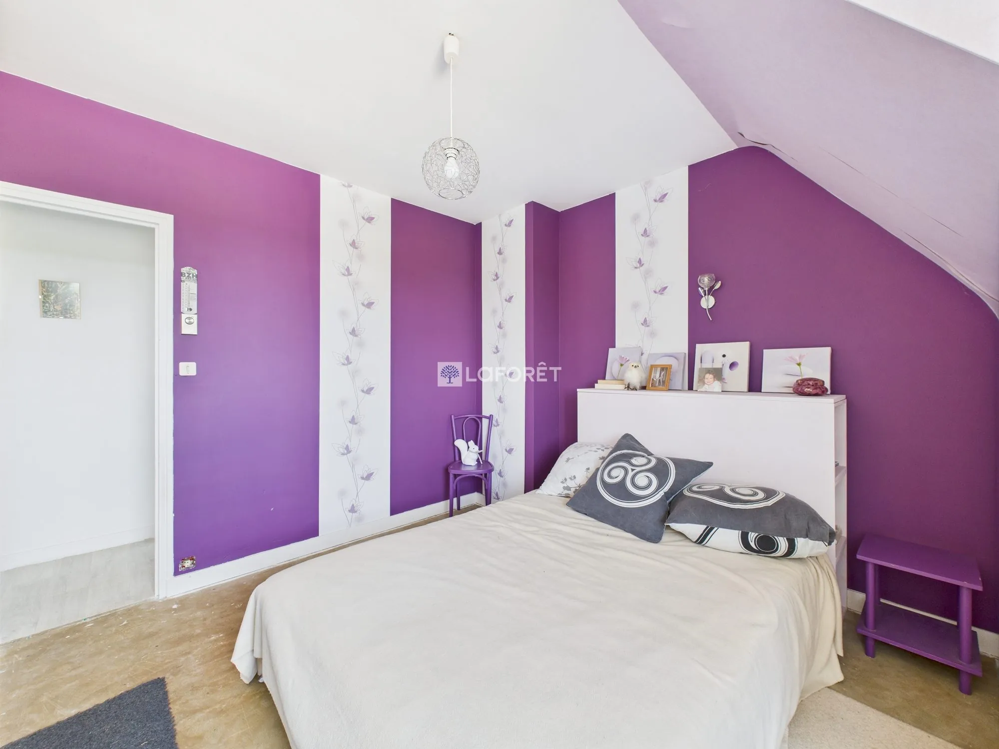 Charmante maison à rénover à Scaer, proche des commodités 