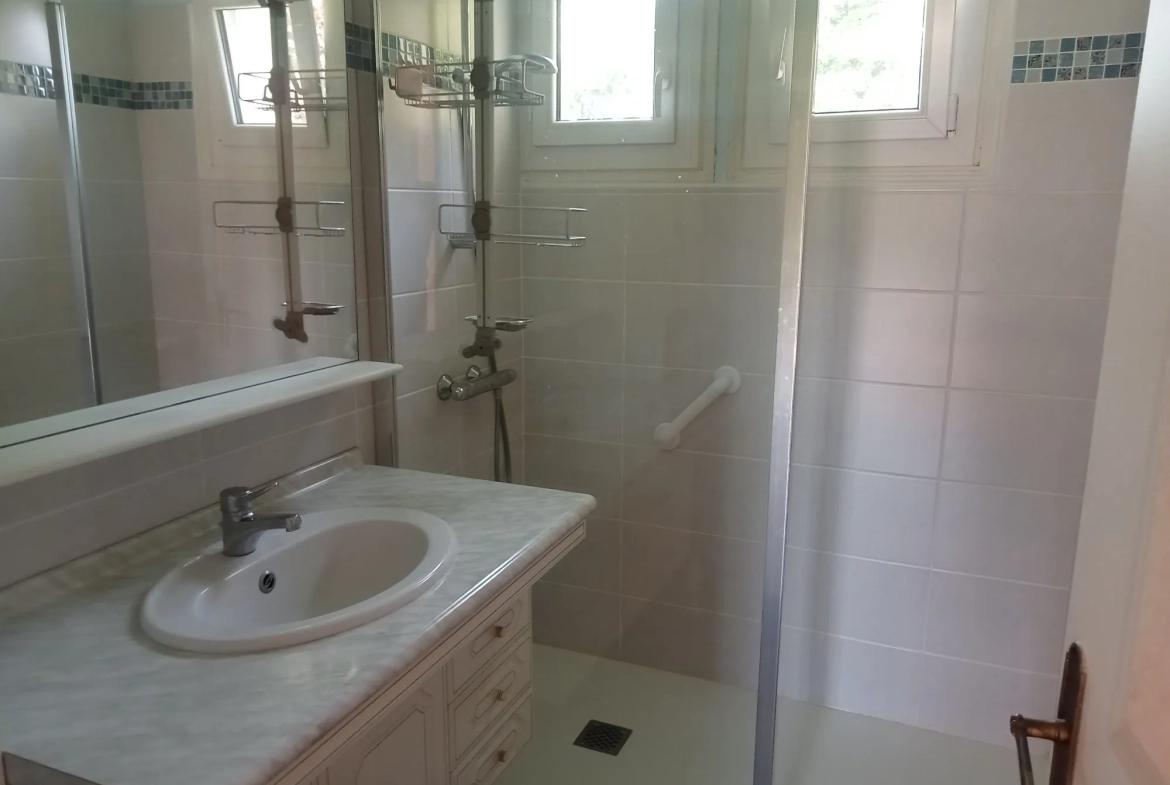 Maison traditionnelle à Ploubezre de 118 m² avec terrain de 1955 m² 