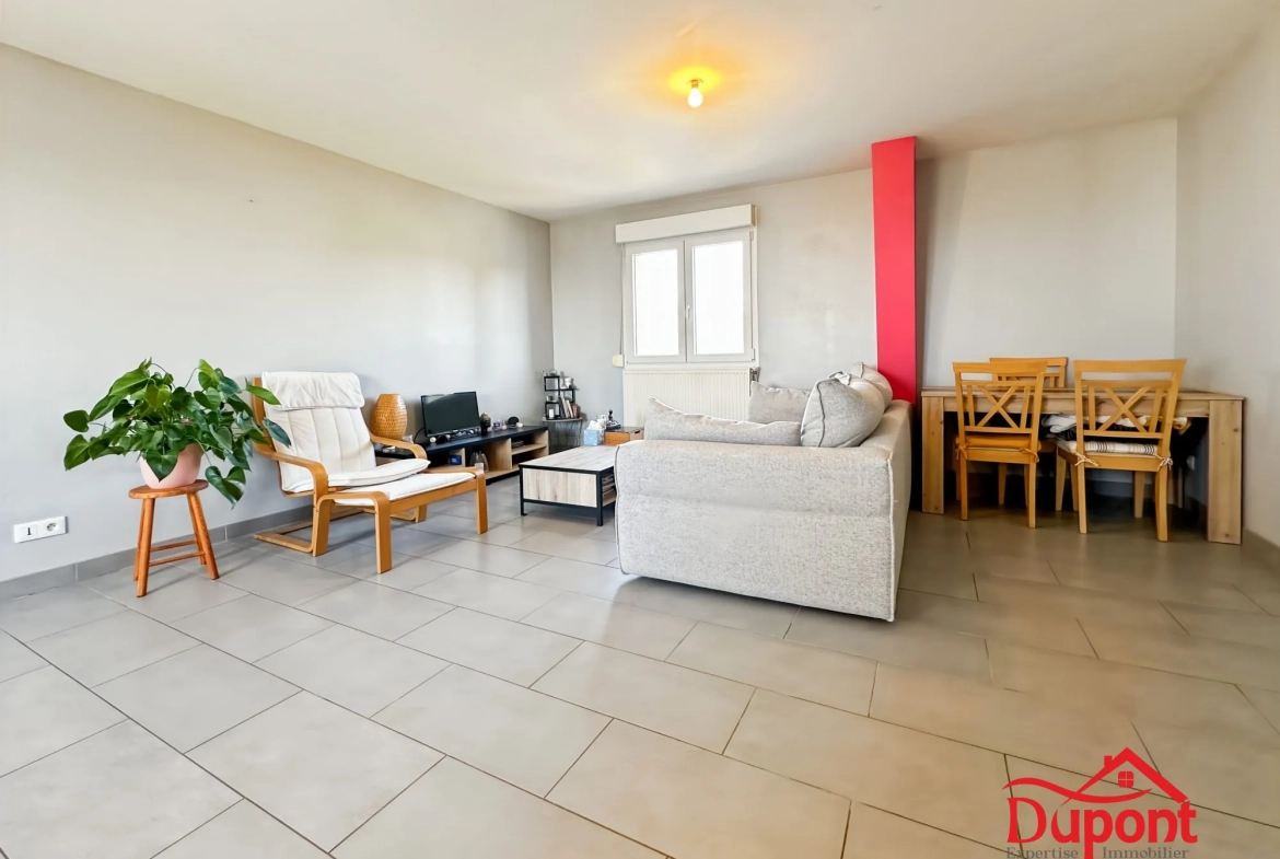 Investissement locatif : appartement T4 loué à Renwez, 75 m² clé en main 