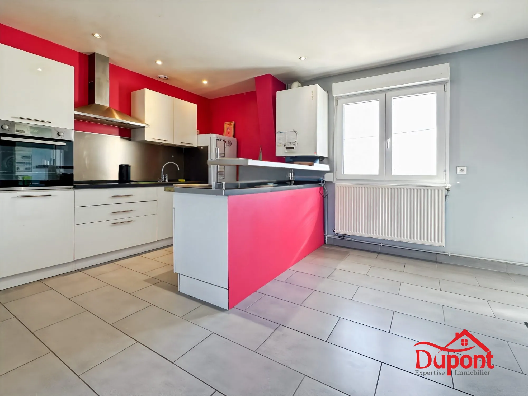 Investissement locatif : appartement T4 loué à Renwez, 75 m² clé en main 