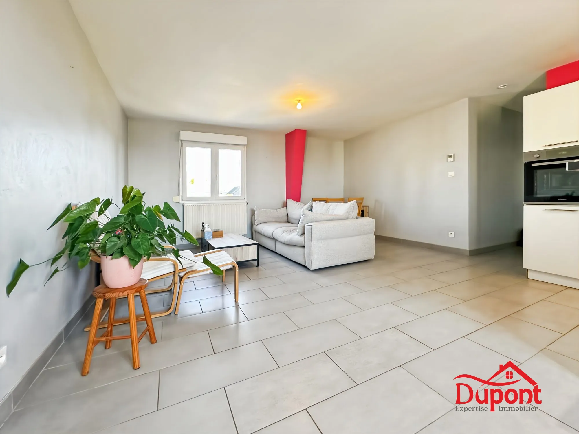 Investissement locatif : appartement T4 loué à Renwez, 75 m² clé en main 