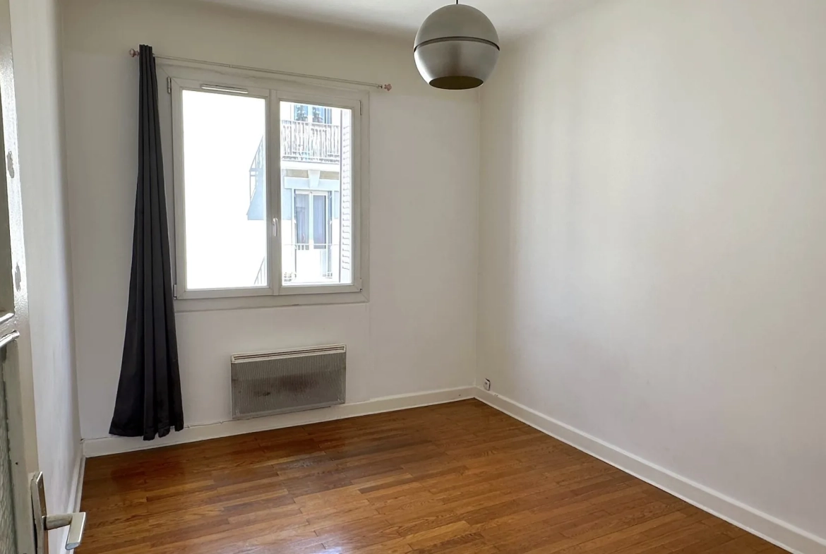 Appartement T3 à rénover de 71 m² à Grenoble, idéal investissement ou premier achat 