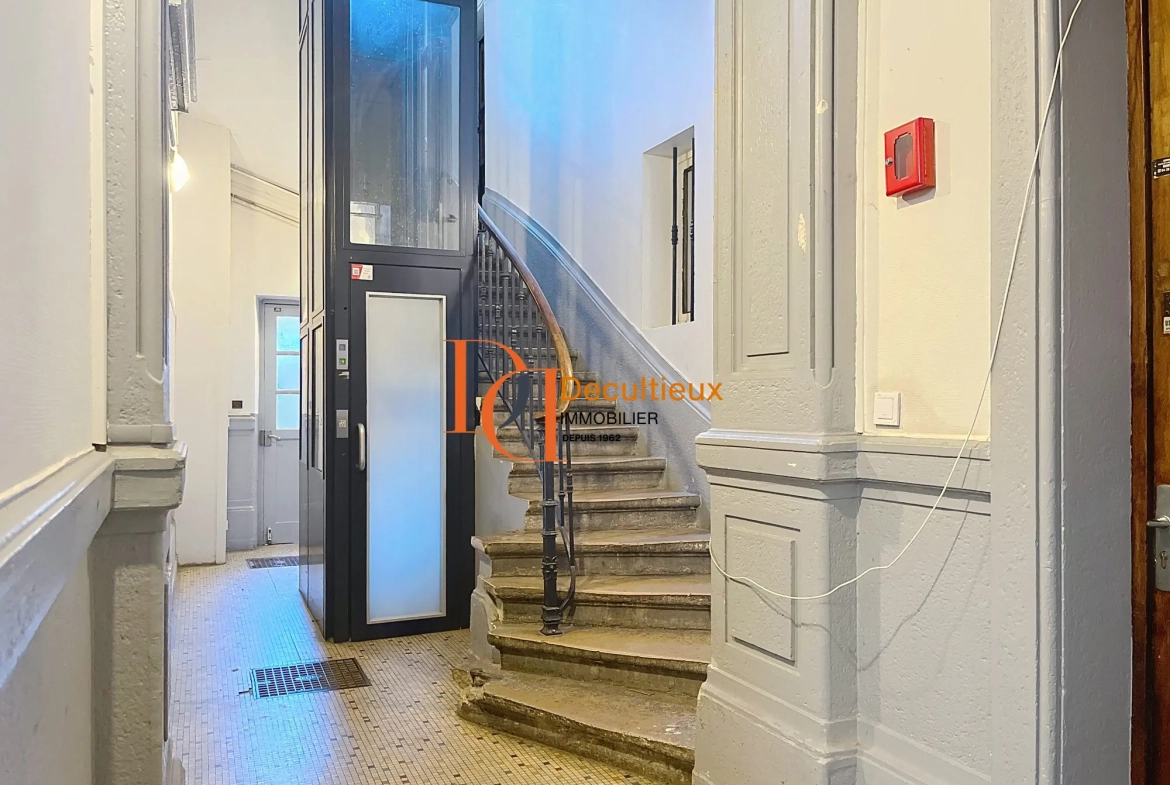 Charmant appartement T1 bis avec balcon à Villeurbanne, proche des Gratte-Ciel 