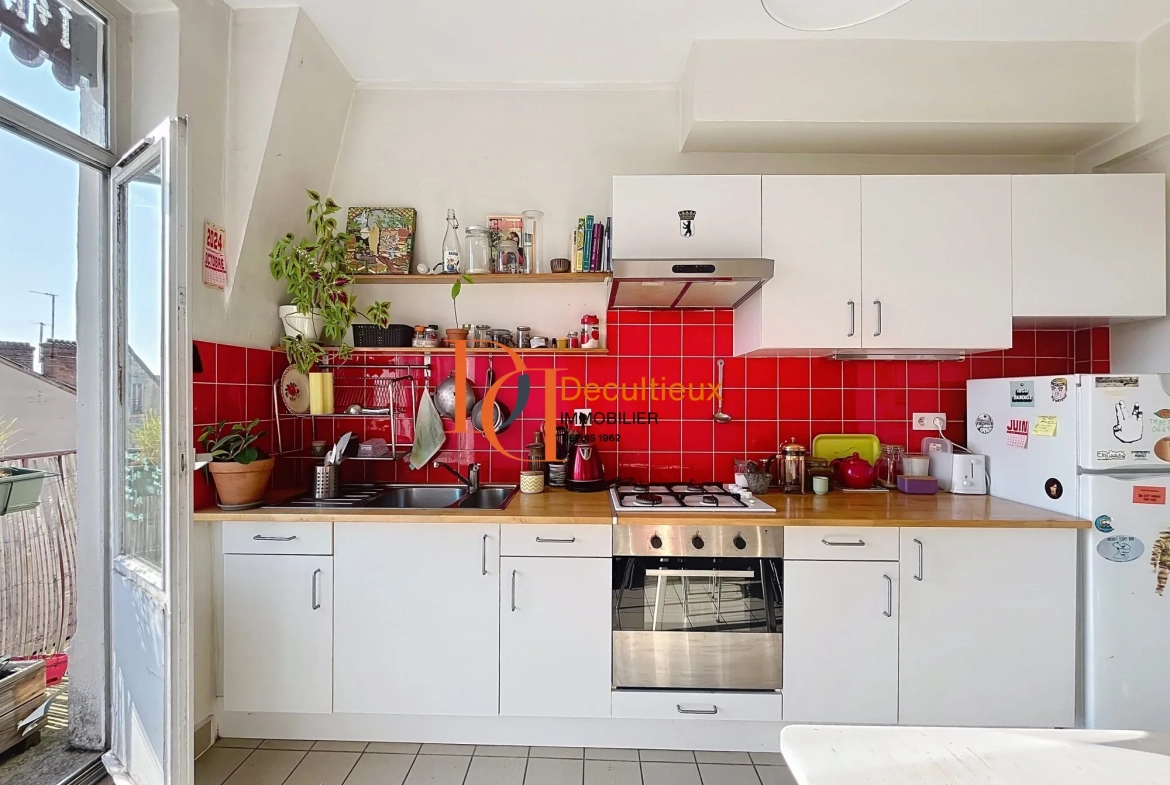 Charmant appartement T1 bis avec balcon à Villeurbanne, proche des Gratte-Ciel 
