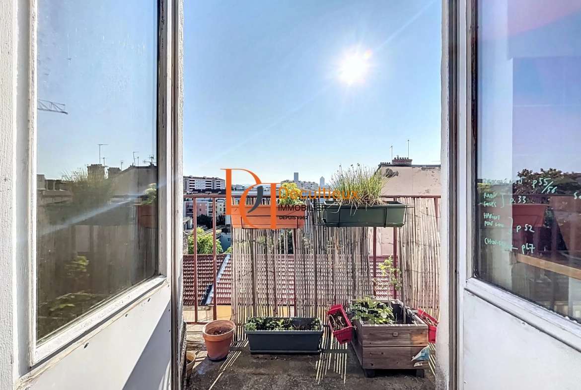 Charmant appartement T1 bis avec balcon à Villeurbanne, proche des Gratte-Ciel 