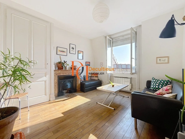 Charmant appartement T1 bis avec balcon à Villeurbanne, proche des Gratte-Ciel