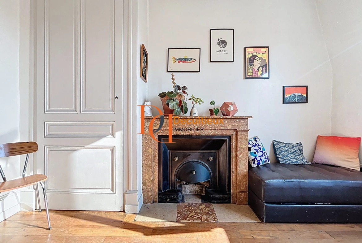 Charmant appartement T1 bis avec balcon à Villeurbanne, proche des Gratte-Ciel 