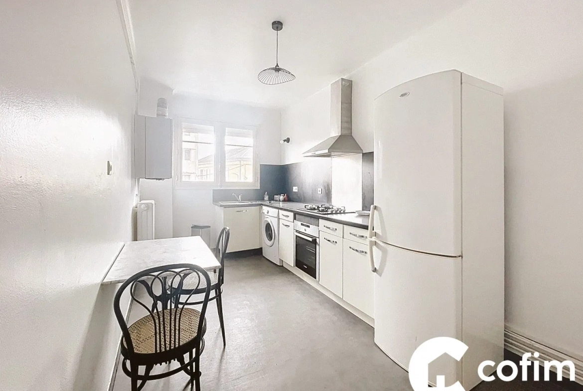 Belle appartement T3 à vendre au cœur de Tarbes de 68 m² 