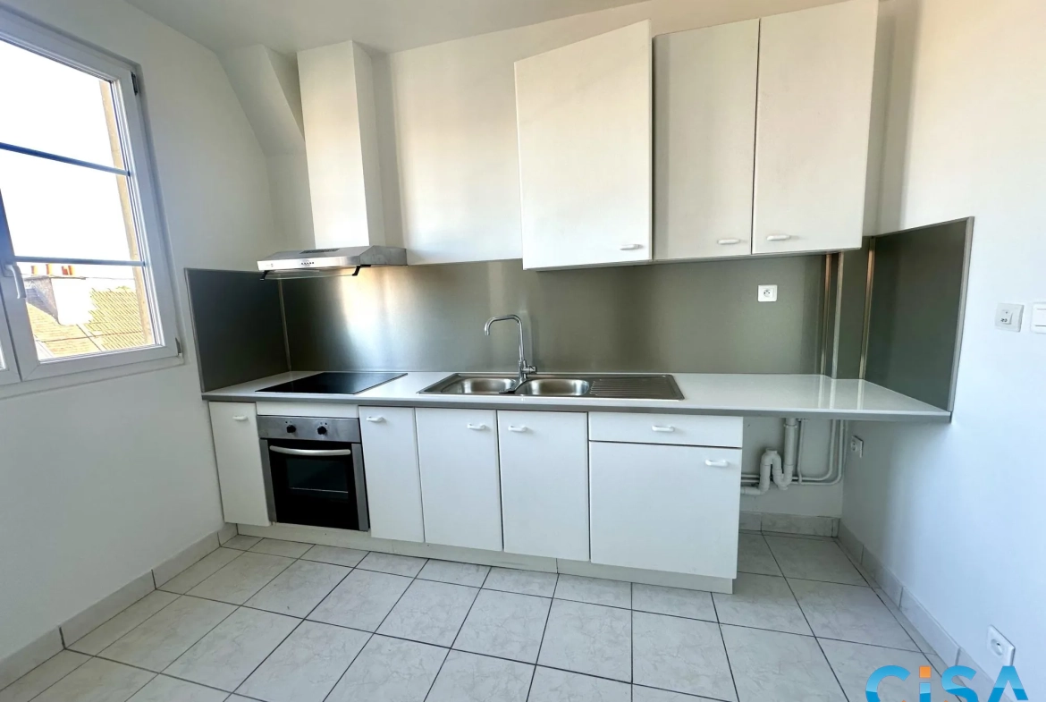 Appartement 3 chambres à Neuilly-en-Thelle - 76 m², dernier étage 