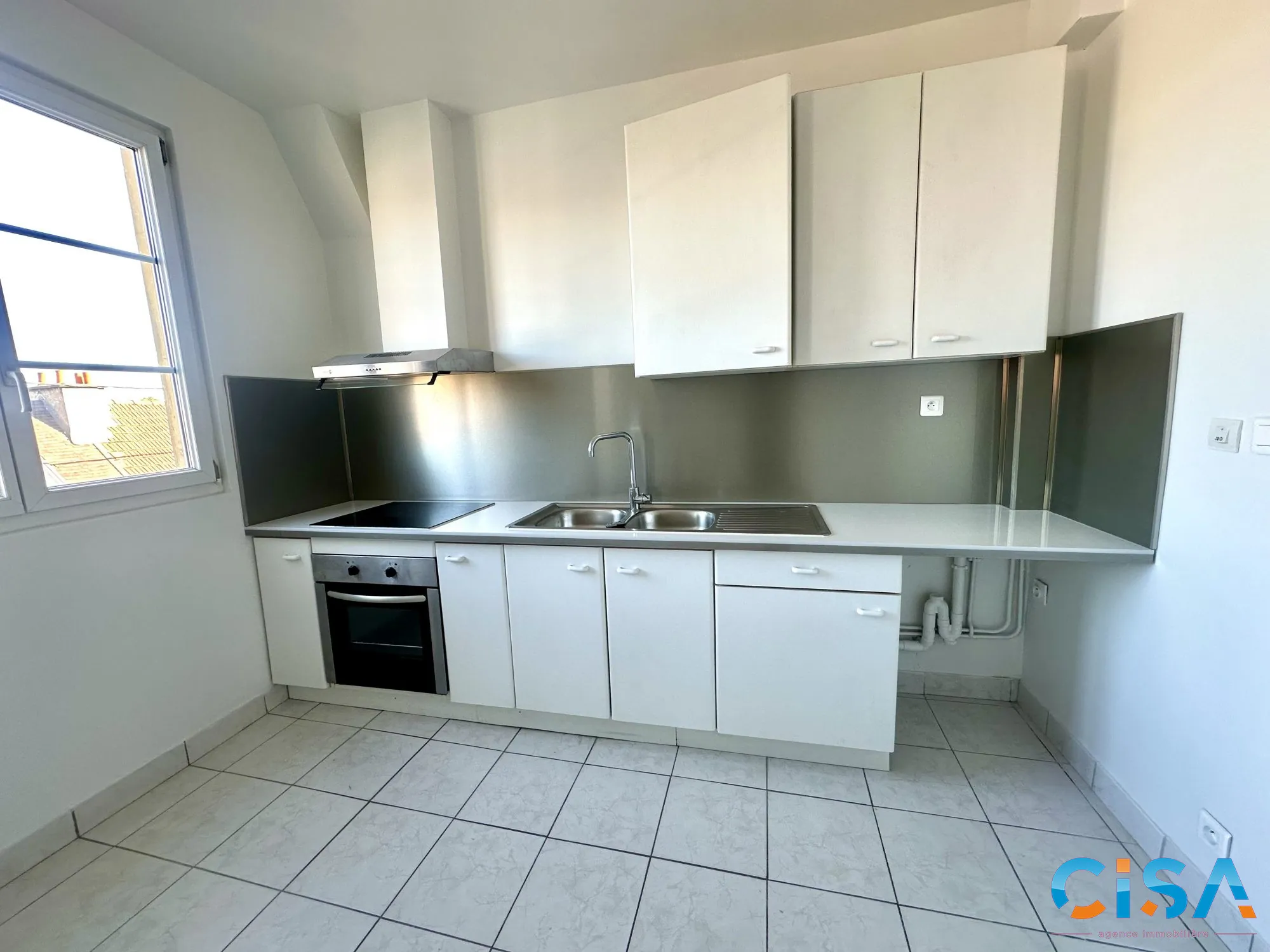 Appartement 3 chambres à Neuilly-en-Thelle - 76 m², dernier étage 