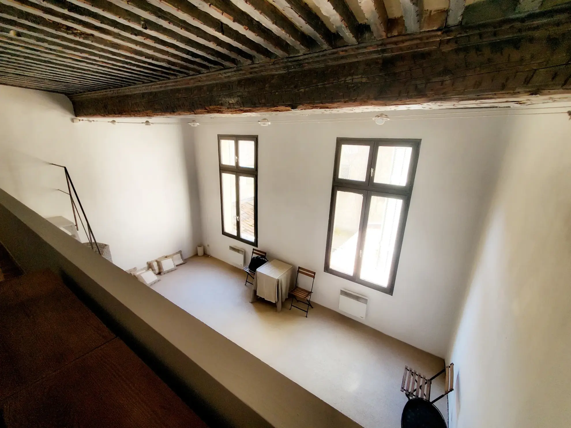 Appartement T2 duplex de 52 m² à Aix-en-Provence, calme et idéal pour investissement 