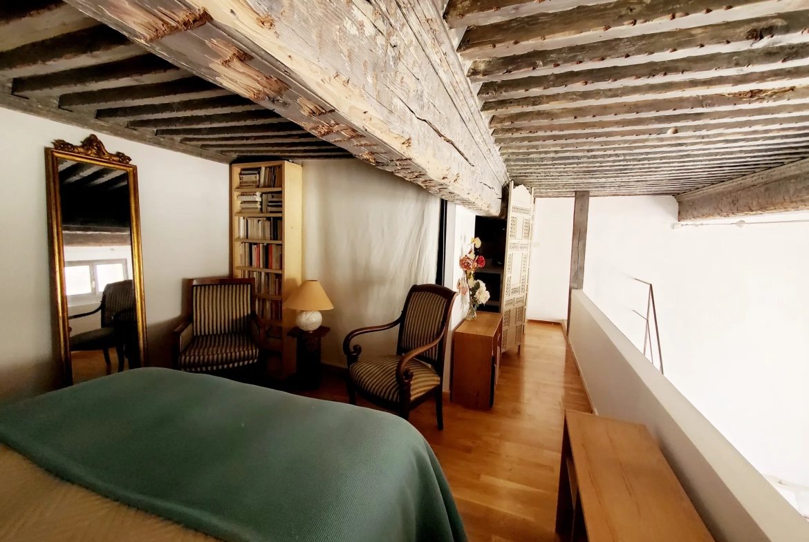 Appartement T2 duplex de 52 m² à Aix-en-Provence, calme et idéal pour investissement 