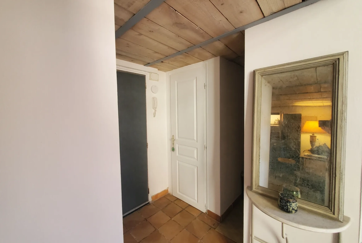 Appartement T2 duplex de 52 m² à Aix-en-Provence, calme et idéal pour investissement 