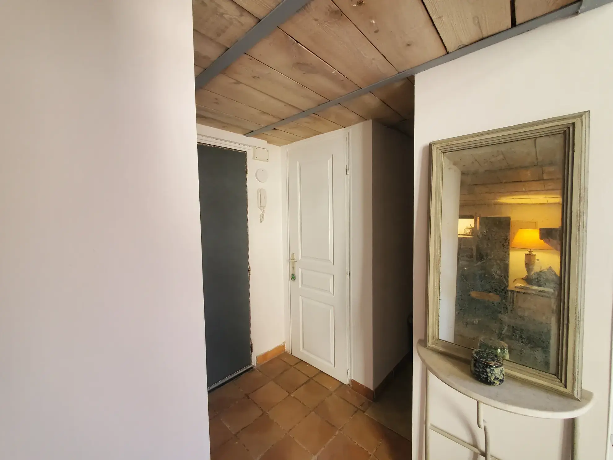 Appartement T2 duplex de 52 m² à Aix-en-Provence, calme et idéal pour investissement 