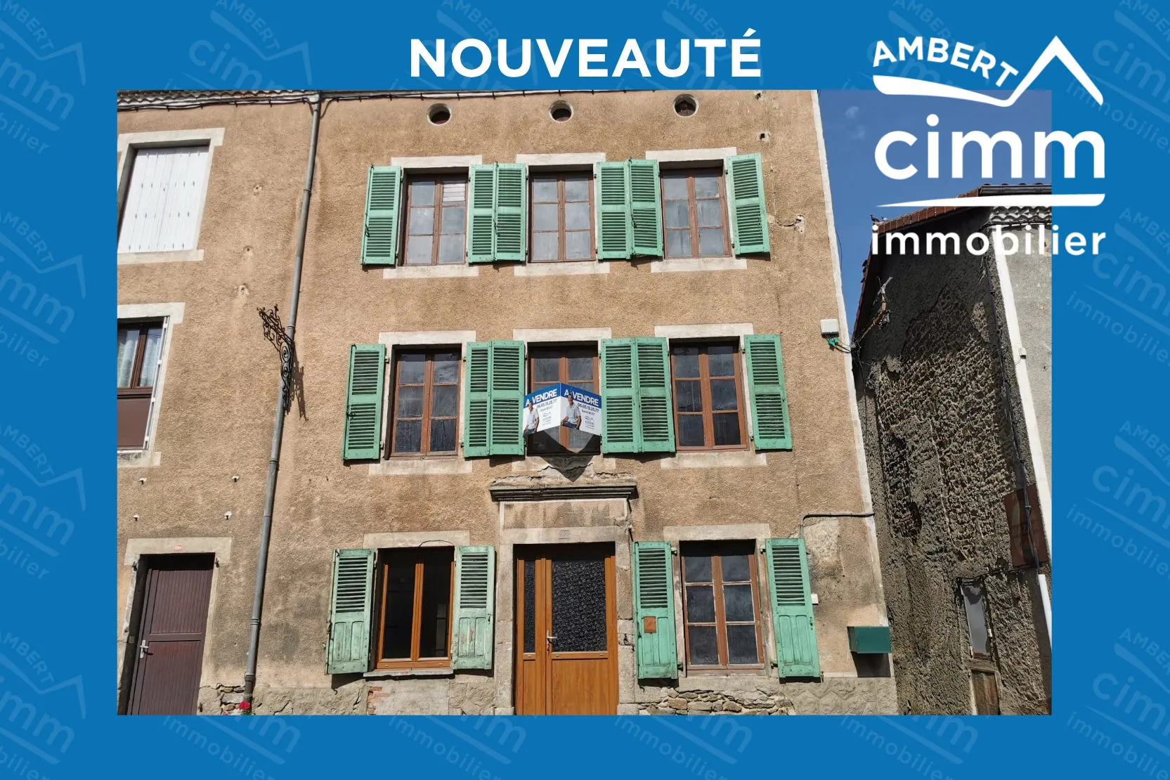 Maison de ville à Arlanc à rénover avec garage et potentiel d'aménagement 
