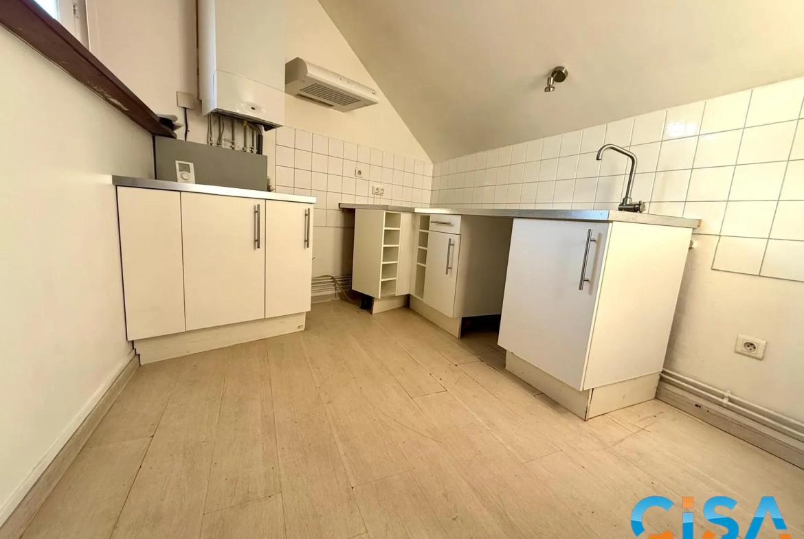 Appartement 3 pièces avec 2 chambres et garage à Neuilly-en-Thelle 