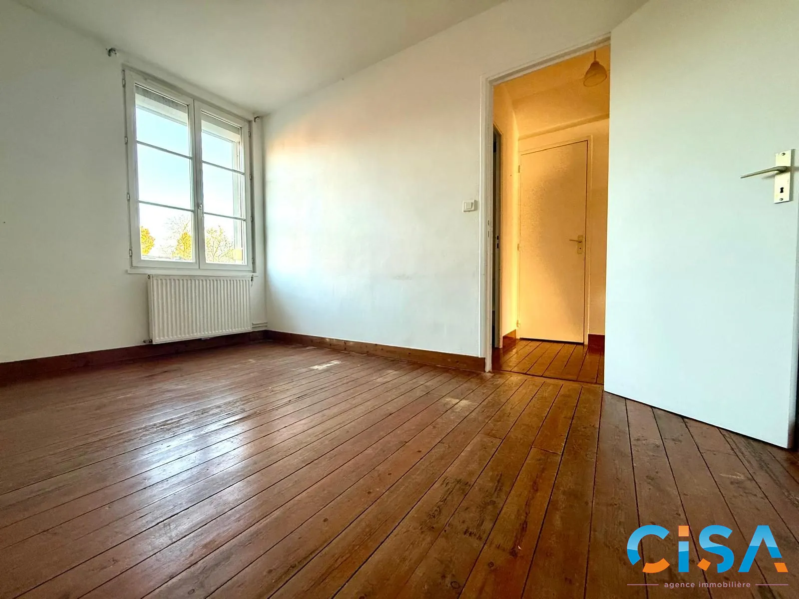Appartement 3 pièces avec 2 chambres et garage à Neuilly-en-Thelle 