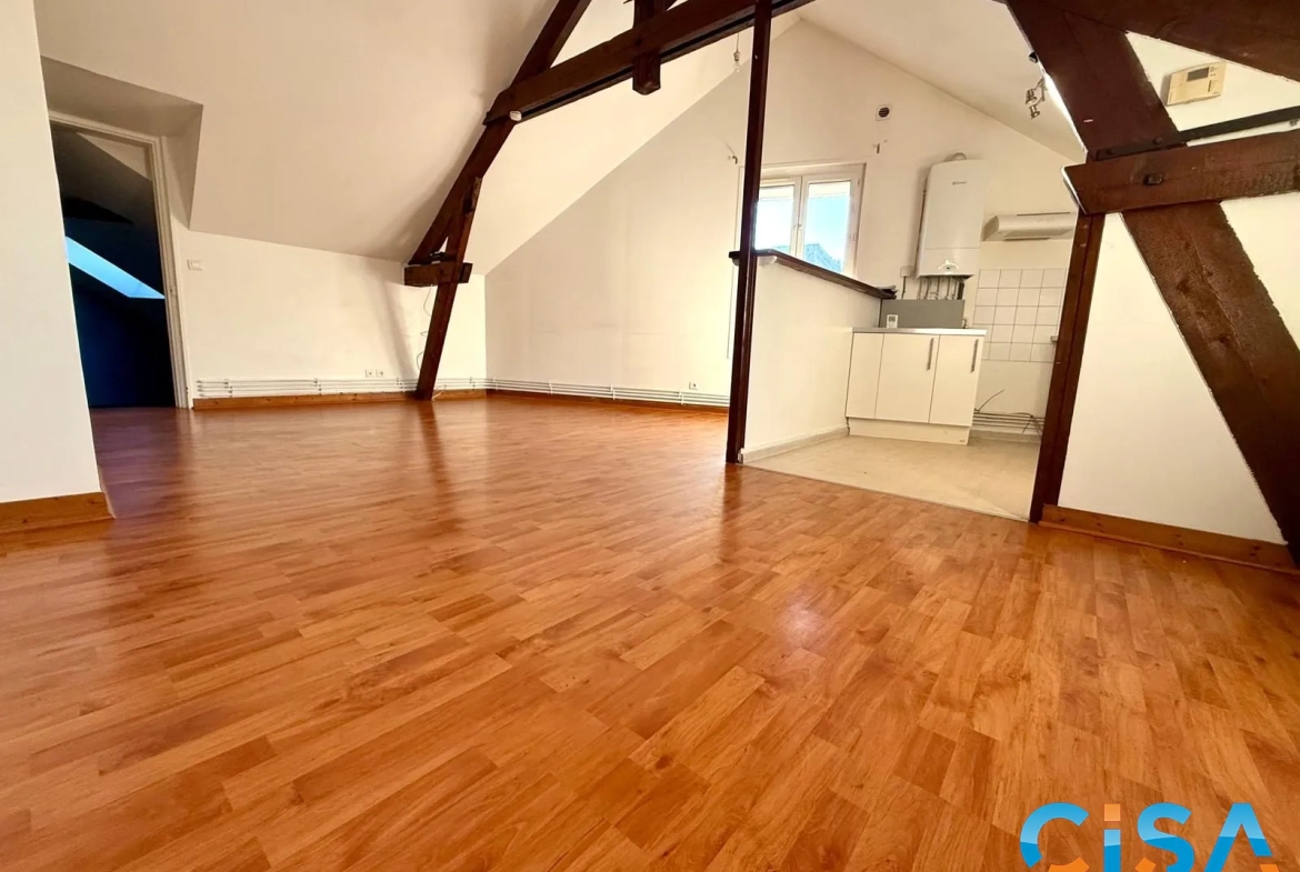 Appartement 3 pièces avec 2 chambres et garage à Neuilly-en-Thelle 