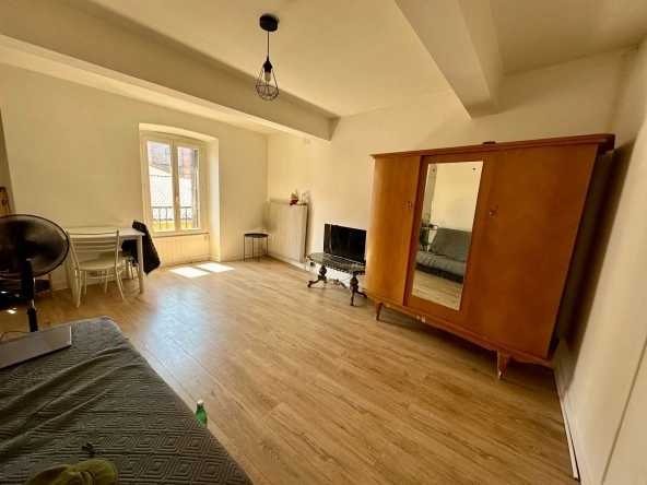 Appartement T2 meublé de 40 m² à Issoire, investissement locatif idéal