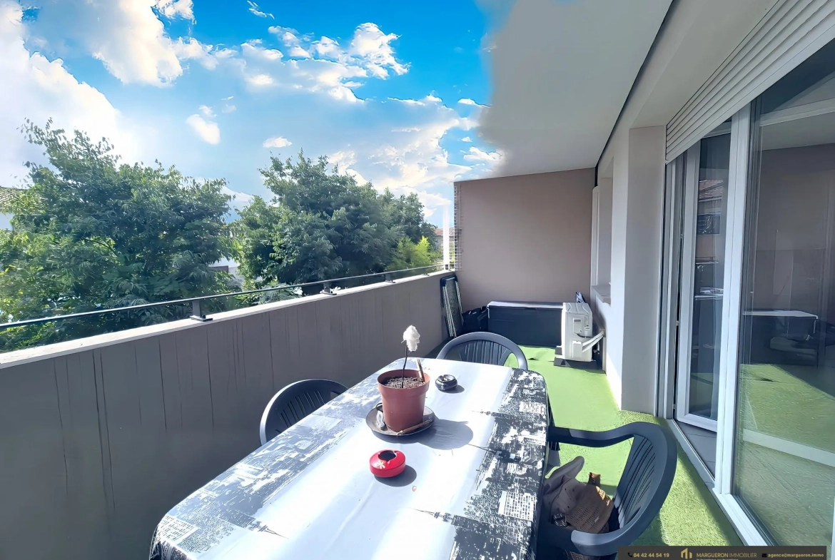 Appartement T2 moderne avec terrasse à Port-de-Bouc 
