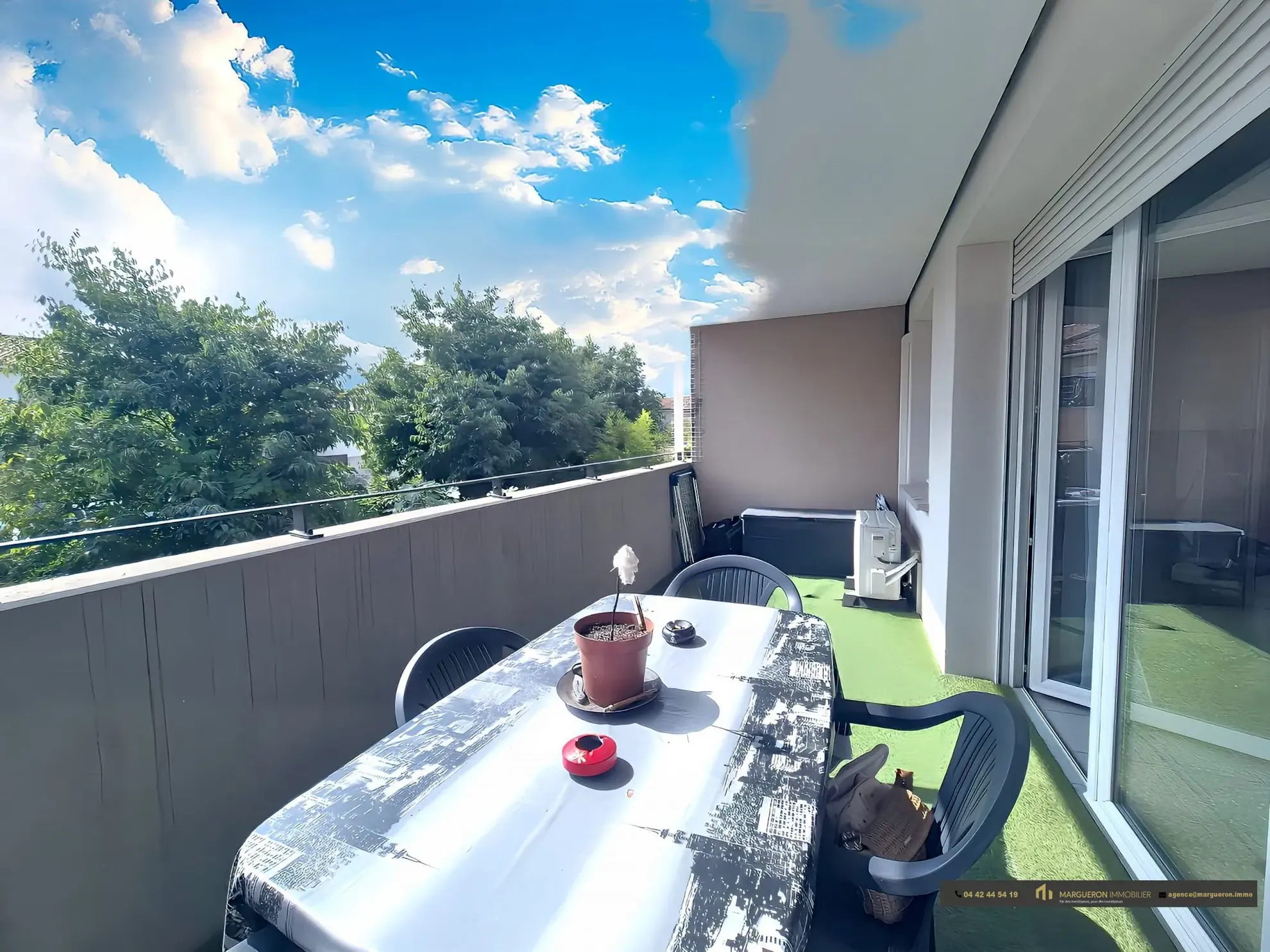 Appartement T2 moderne avec terrasse à Port-de-Bouc 