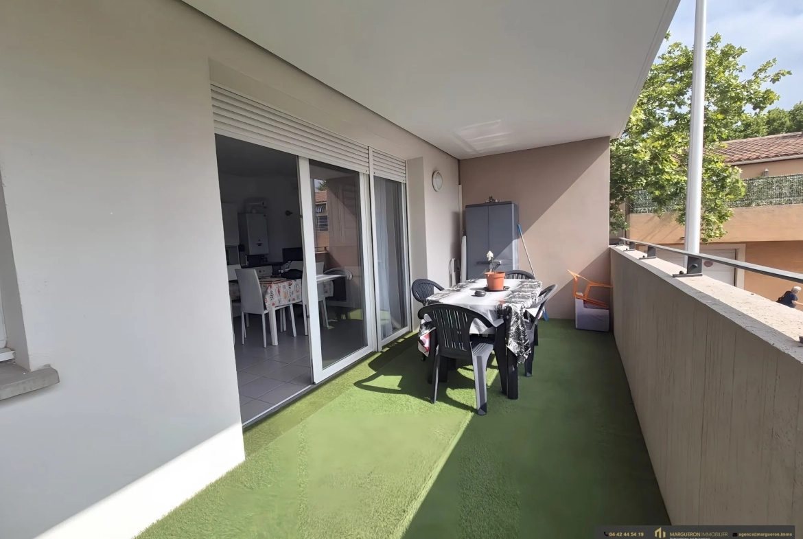 Appartement T2 moderne avec terrasse à Port-de-Bouc 