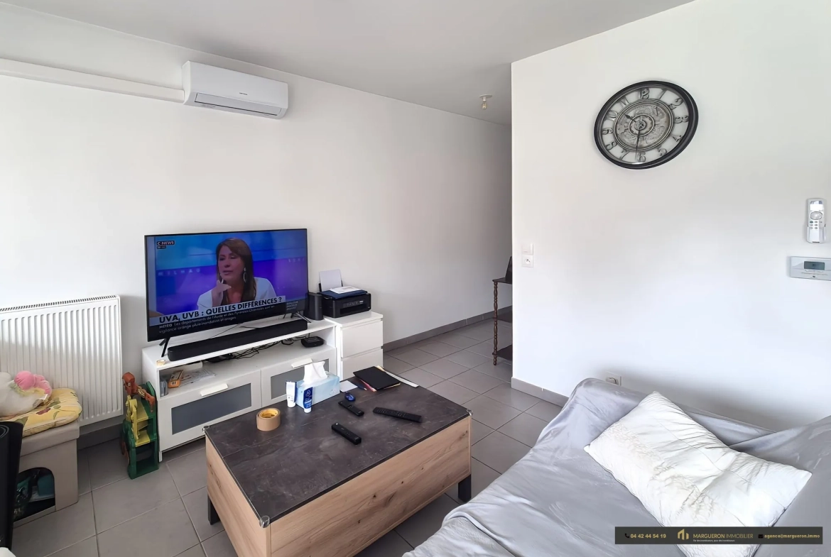 Appartement T2 moderne avec terrasse à Port-de-Bouc 