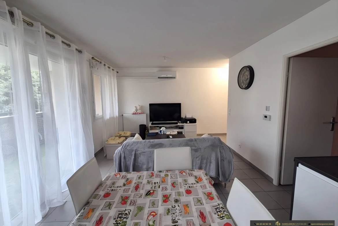 Appartement T2 moderne avec terrasse à Port-de-Bouc 