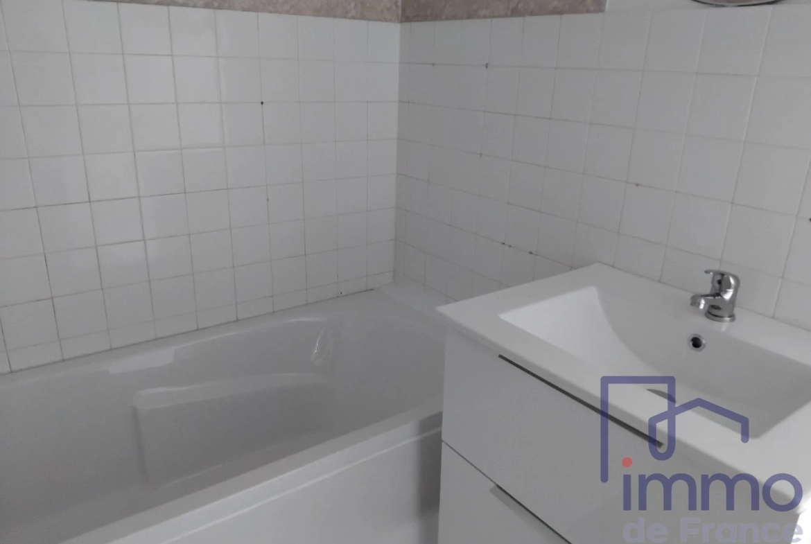 T1 lumineux à La Rivière - Idéal pour investissement ou premier achat à Saint-Étienne 