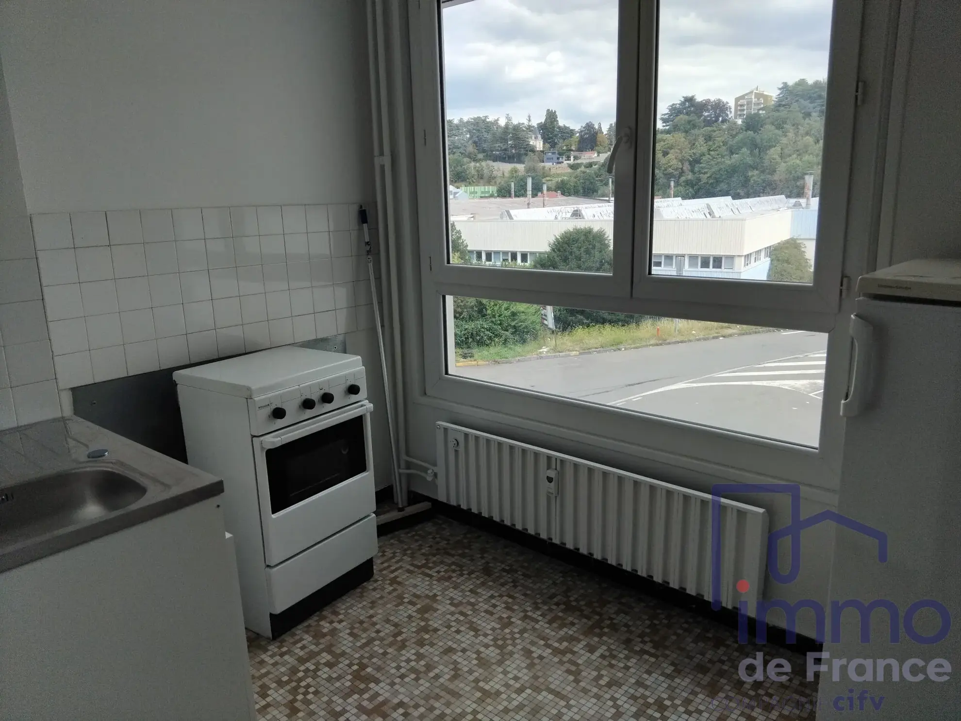 T1 lumineux à La Rivière - Idéal pour investissement ou premier achat à Saint-Étienne 