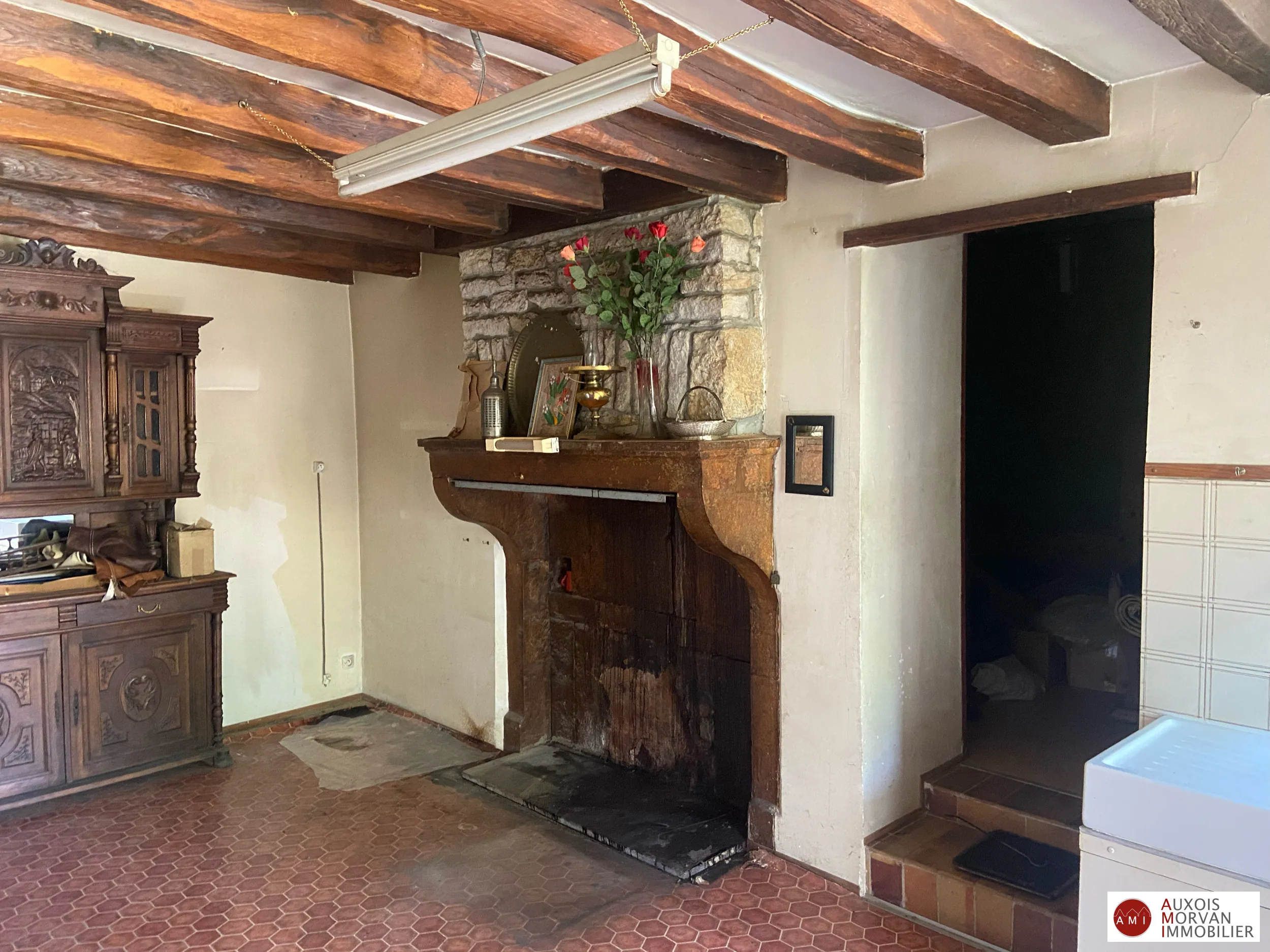 Maison à rénover entre Avallon et Montbard avec jardin et dépendance 